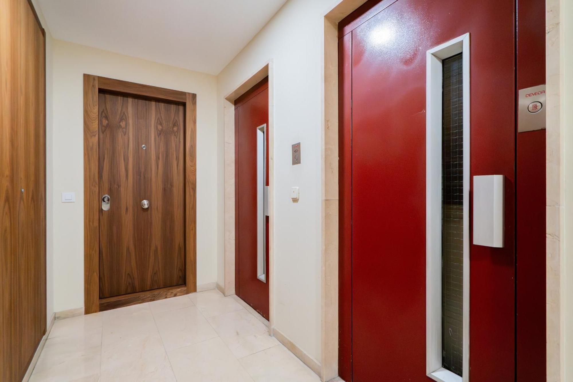 Apartamento Reformado Para 6 Personas En Plena Gran Via Alquiler Temporal Madrid Extérieur photo