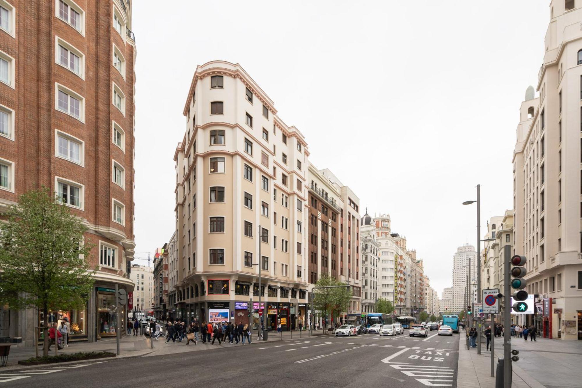 Apartamento Reformado Para 6 Personas En Plena Gran Via Alquiler Temporal Madrid Extérieur photo