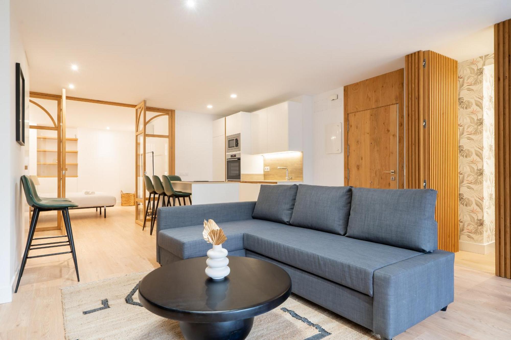 Apartamento Reformado Para 6 Personas En Plena Gran Via Alquiler Temporal Madrid Extérieur photo
