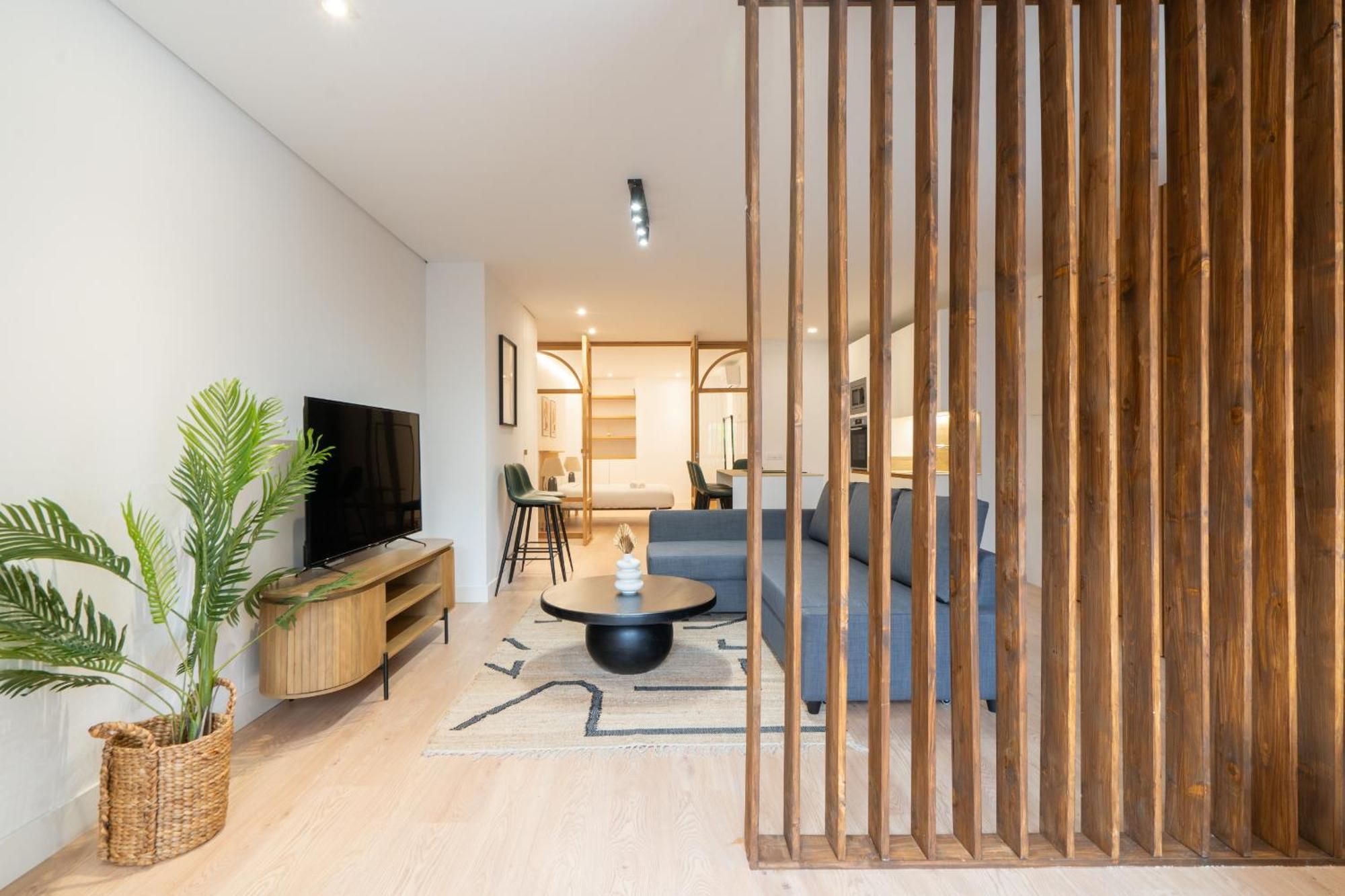 Apartamento Reformado Para 6 Personas En Plena Gran Via Alquiler Temporal Madrid Extérieur photo