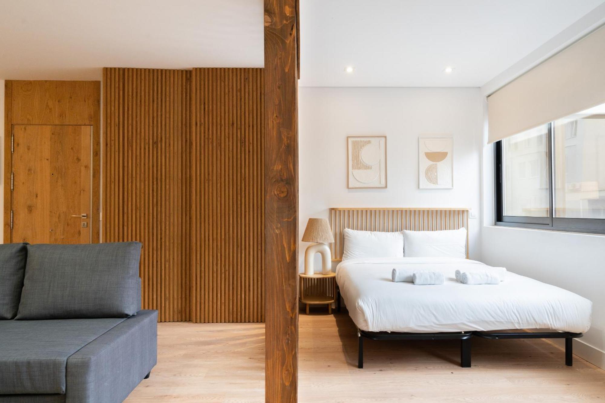 Apartamento Reformado Para 6 Personas En Plena Gran Via Alquiler Temporal Madrid Extérieur photo